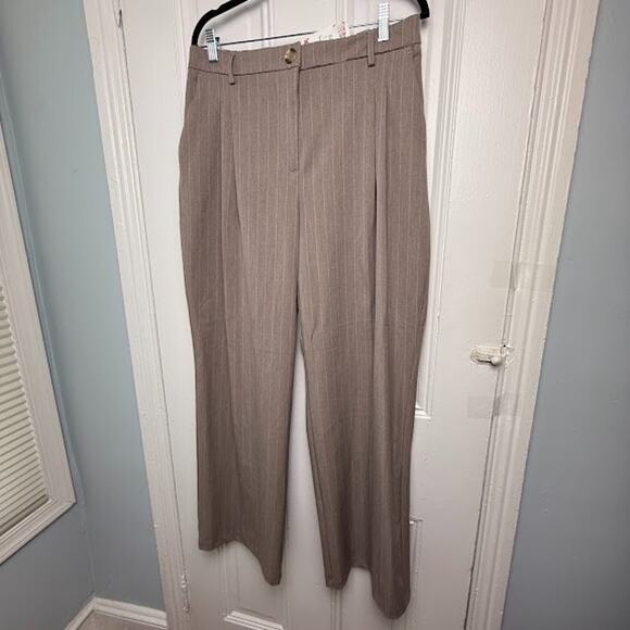 House of Harlow Trousers Womens Large Gray Pleated Wide Leg High Rise NWT - Picture 1 of 10